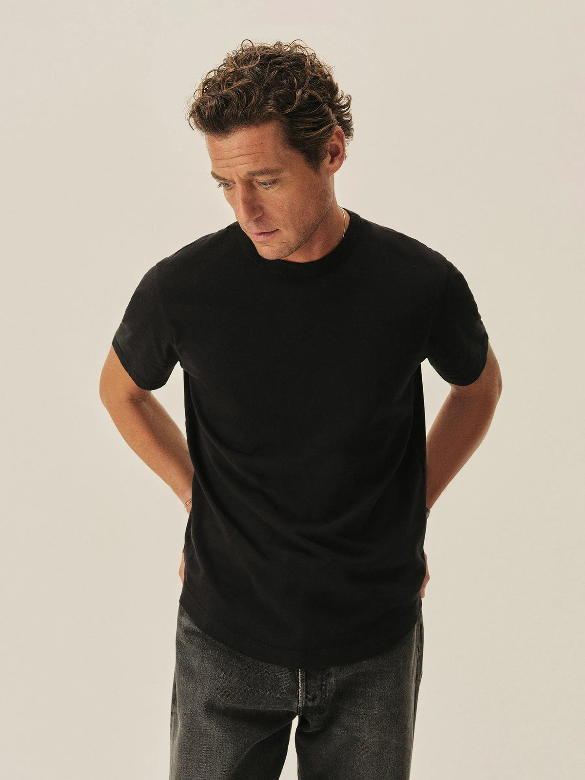Black Slub Curved Hem Tee