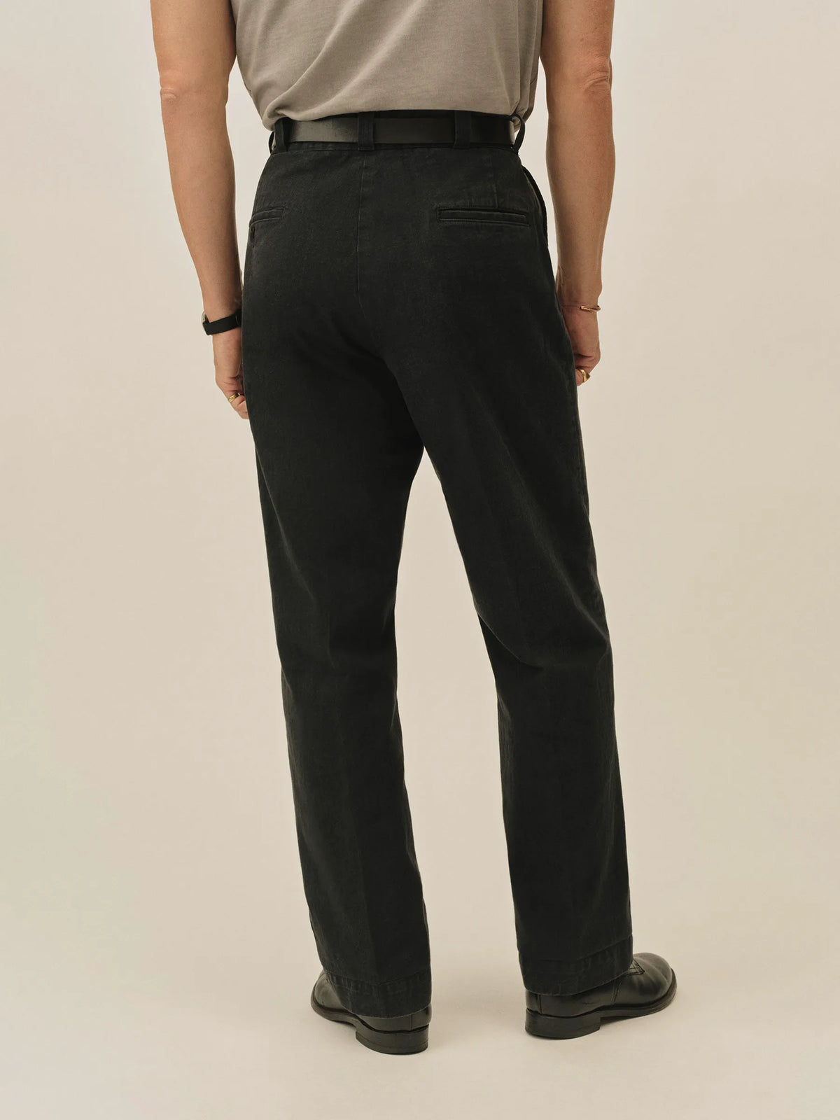 Black Big Chino