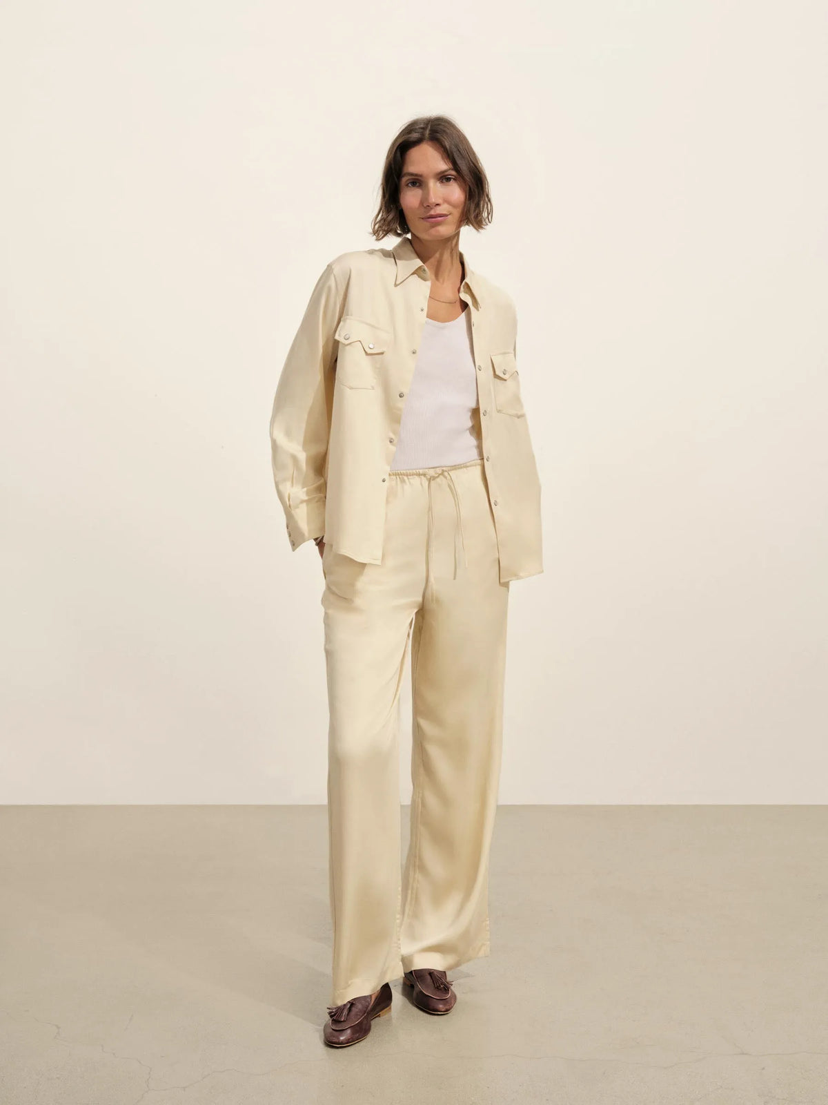 Oyster Duskdream Satin Pull-On Pant