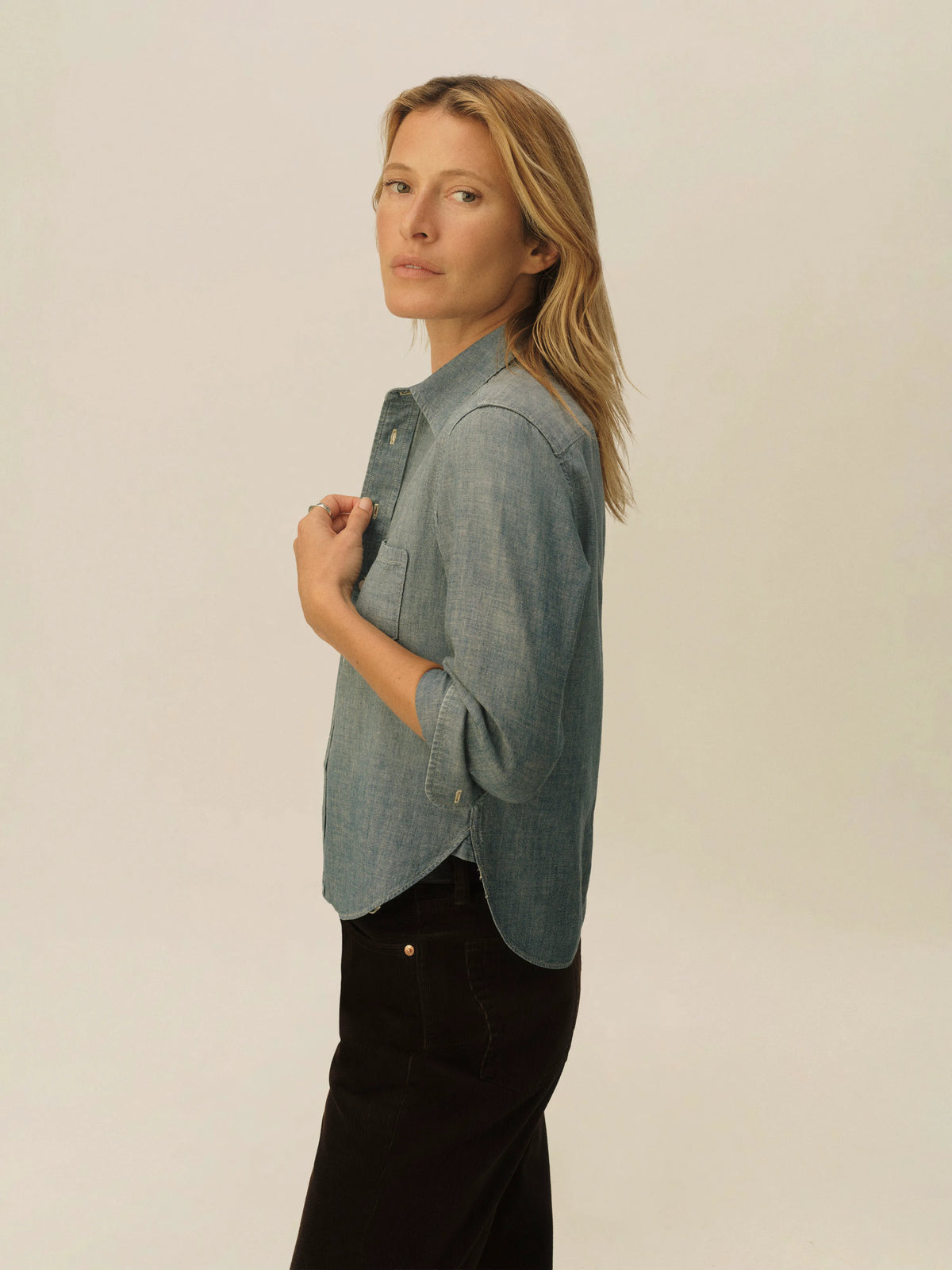 DW24 Shrunken Chambray Prep Shirt