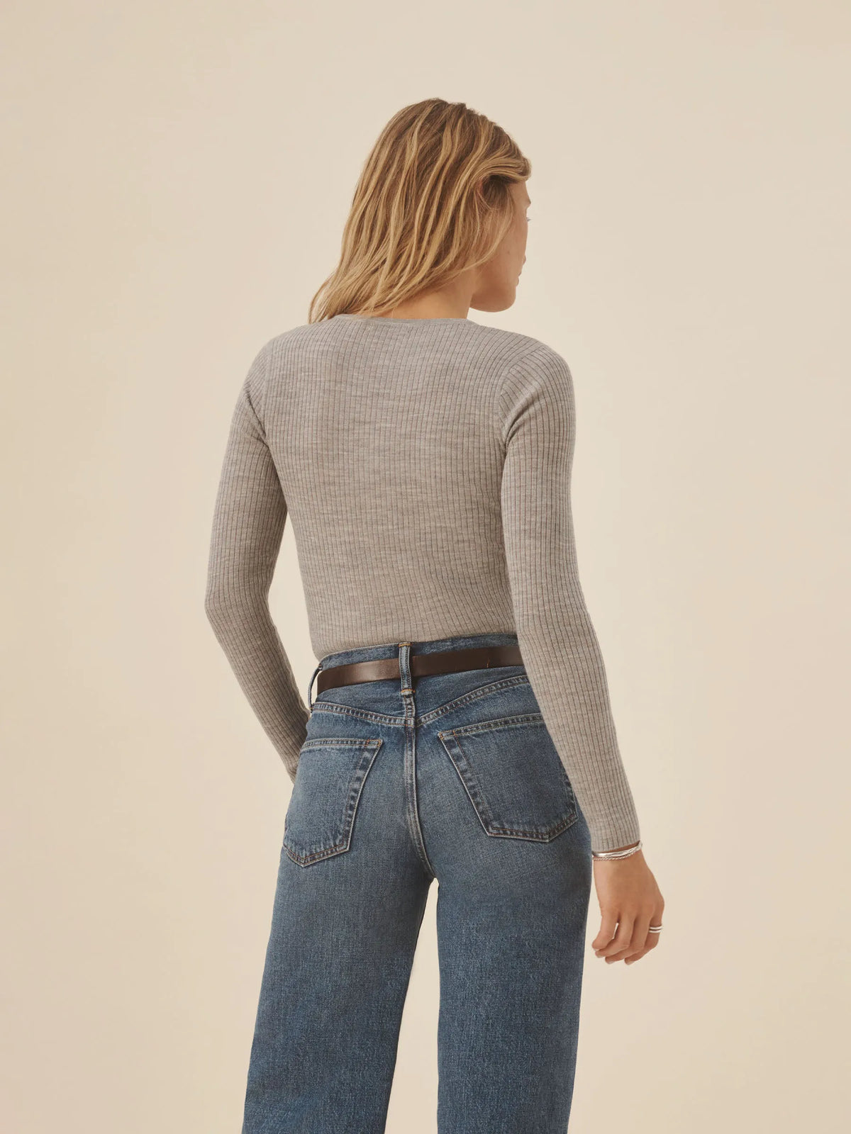 Light Heather Grey Featherweight Silk Cashmere Scoop Henley